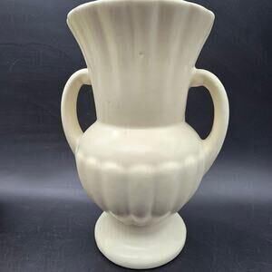 Shawnee Ribbed Handled Vase Vintage USA Potteru